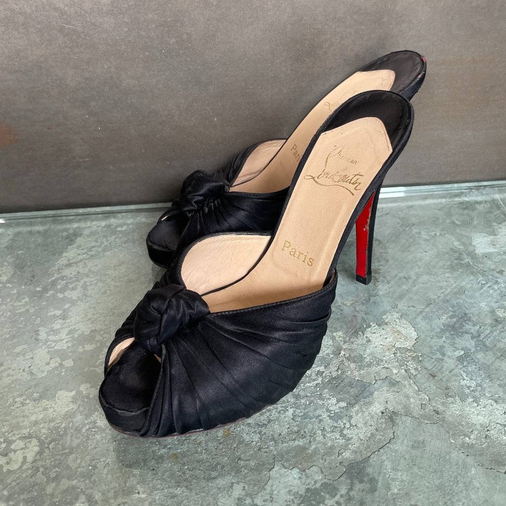 Authentic Christian Louboutin Black Marchavekel Knot Peep Toe Heel